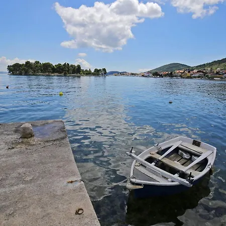 Steinhaus In Strandnaehe Mit Whirlpool * Preko