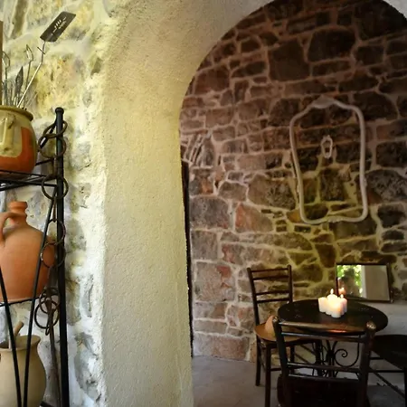 Tatil Evi Steinhaus In Strandnaehe Mit Whirlpool *